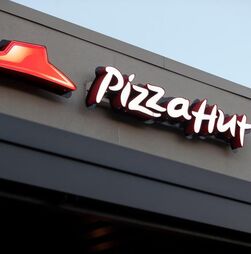 Grupo Yum Brands vende restaurantes Pizza Hut por cerca de 2,3 mil milhões de euros