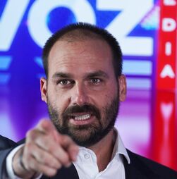 Eduardo Bolsonaro condenado por constranger STF no caso da tentativa de golpe de Estado no Brasil