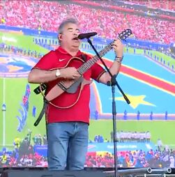 Toy canta o Hino Nacional antes da estreia de Portugal no Mundial2026