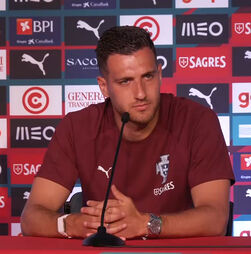 Dalot assume que Portugal tem de melhorar para bater o Uzbequistão: 'Vencer é o mais importante' 