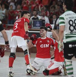 Benfica vence Sporting e sagra-se campeão nacional de hóquei pela 25.ª vez