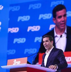 PSD/Congresso: Leitão Amaro chocado com voto de Ventura que 'fez chorar de alegria' líder da CGTP