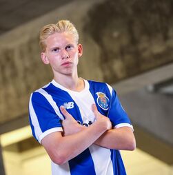 Jovem futebolista norueguês Eirik Granaas reforça o FC Porto