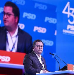 PSD/Congresso: Miranda Sarmento vê Ventura 'refém das redes sociais' e Carneiro 'dos radicais' de Pedro Nuno