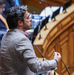 PSD/Congresso: IL contra fundo soberano do Estado para empresas e insiste na reforma laboral