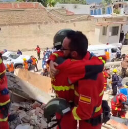 Equipas espanholas resgatam mulher com vida quase 72 horas após sismos na Venezuela