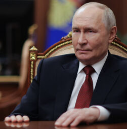 Putin admite “défice” de combustível na Rússia após ataques ucranianos
