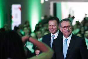 António José Seguro e Luis Montenegro, durante sessão de encerramento da 3ª edição das Conversas com Fomento
