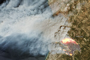 Imagem da Agência Espacial Europeia mostra dimensão do incêndio em Odemira