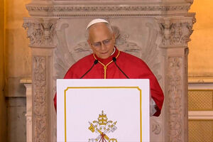 “Dignidade humana continua a ser violada quando se alimentam divisões”: Leão XIV pede fim da polarização política