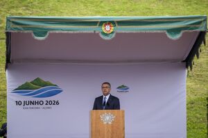 Das ilhas à diáspora, da polarização à habitação: o primeiro discurso de Seguro no 10 de Junho