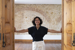 Joana da Franca tem formação em design  de interiores e dá conselhos  de decoração  aos clientes 