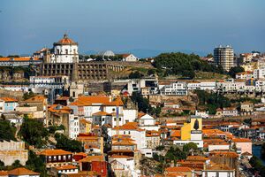 Vários moradores, com baixos rendimentos, têm pouco tempo para procurar uma nova casa