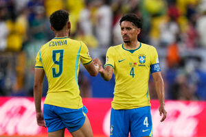 Os brasileiros Matheus Cunha e Marquinhos