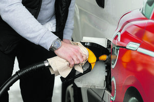 Combustíveis: Estimativas apontam para descida nos preços do gasóleo e da gasolina