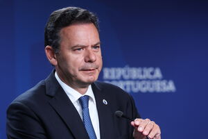 Luís Montenegro 