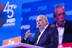 Santana Lopes regressa ao PSD