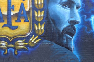 Messi ganha mural gigante em Dallas durante o Mundial