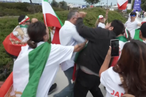Confrontos nas ruas da Califórnia durante jogo do Irão no Mundial