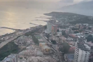 Imagens aéreas revelam dimensão da destruição deixada pelos sismos que atingiram a Venezuela
