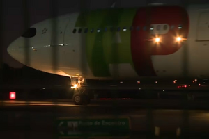 "Estado de espírito abalado": 17 portugueses repatriados da Venezuela chegaram na madrugada de hoje a Lisboa