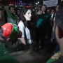 Jogo do Irão no Mundial marcado por protestos fora do estádio 