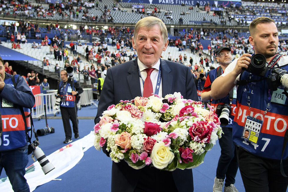 Kenny Dalglish diagnosticado com cancro aos 75 anos