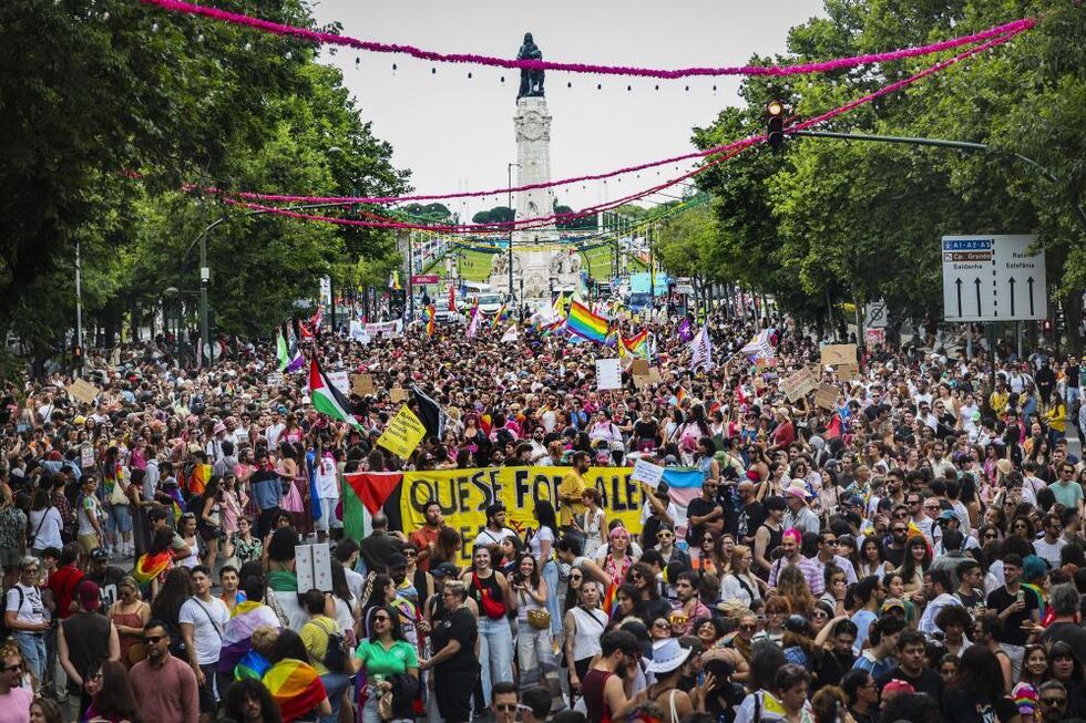 Marcha pelos direitos LGBTI+ em Lisboa