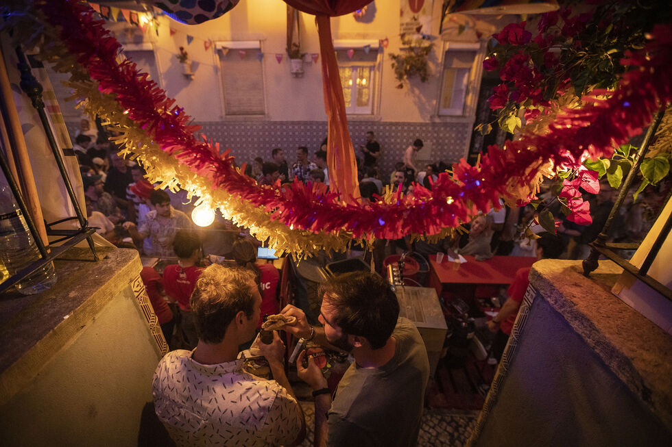 A Vila Berta, na Graça, é um dos pontos da cidade que motivará romarias esta sexta-feira à noite