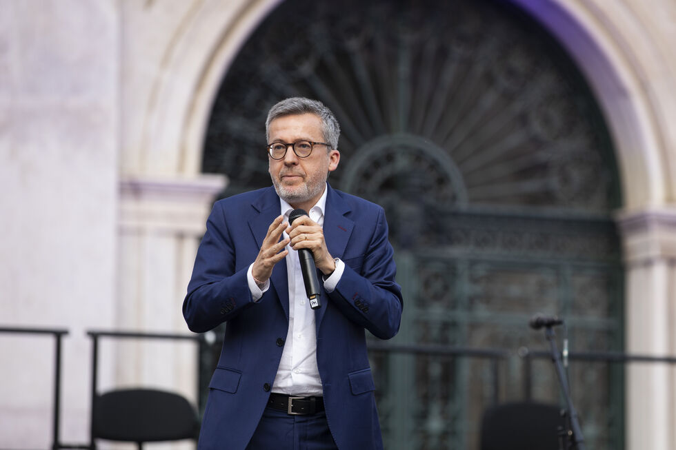 O plano de saúde de Carlos Moedas não terá sido de grande utilidade