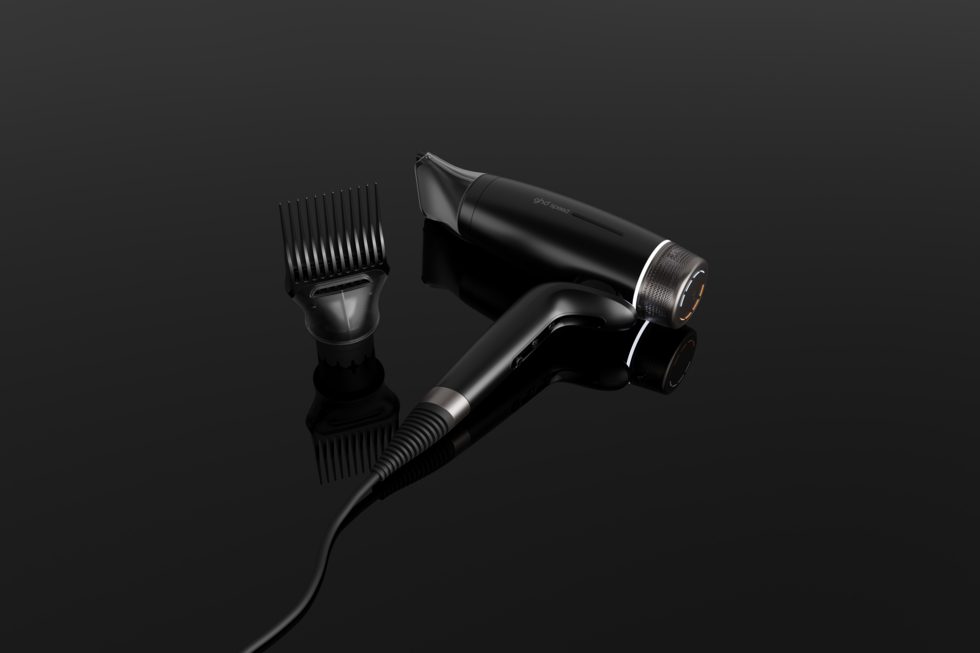 À venda em ghd.pt, retalhistas e salões parceiros (€399) 