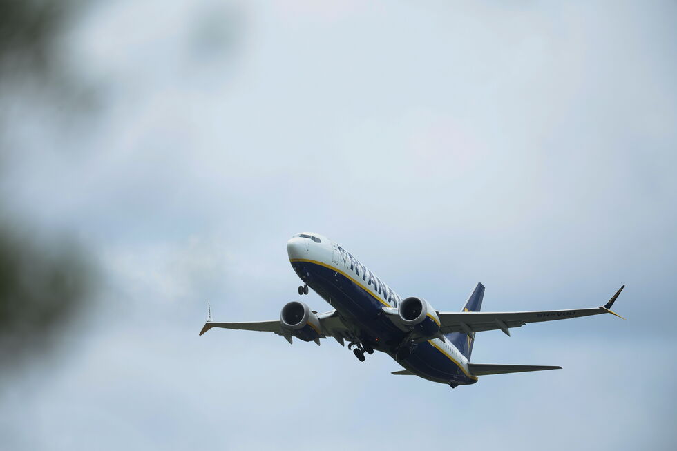 Companhias aéreas irão deixar de poder cobrar algumas taxas aos passageiros na UE 