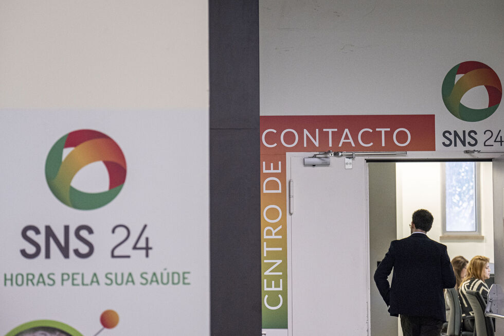 Sistemas do SNS afetados por falha de energia estão "praticamente todos operacionais" 
