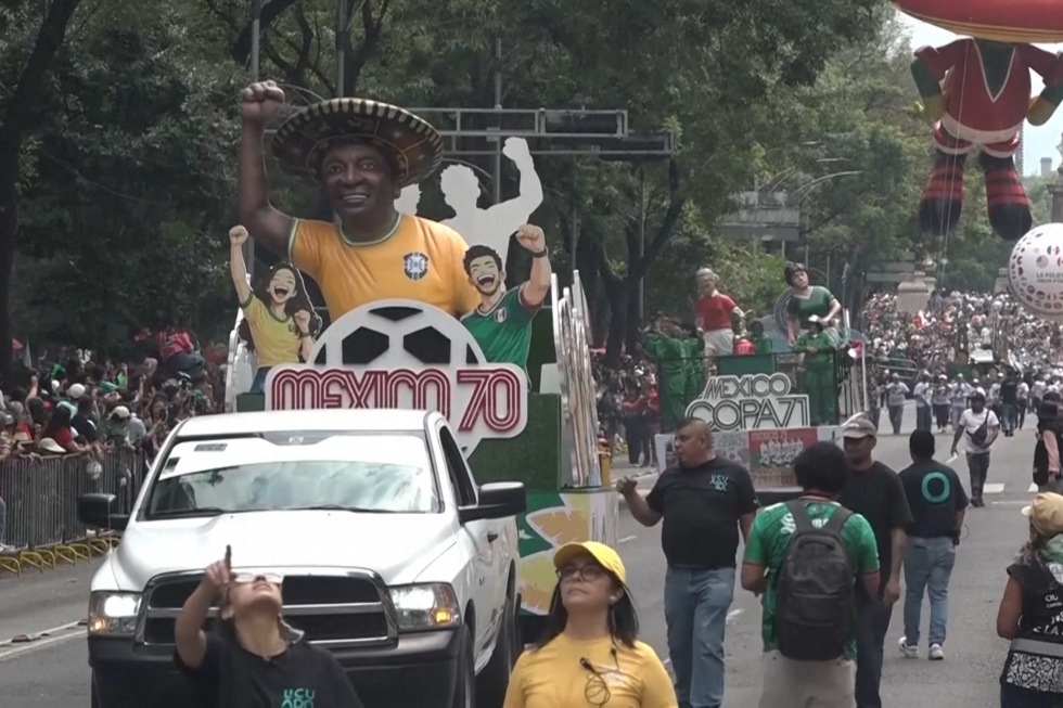 Cidade do México celebra história dos Mundiais com desfile pelas ruas da capital