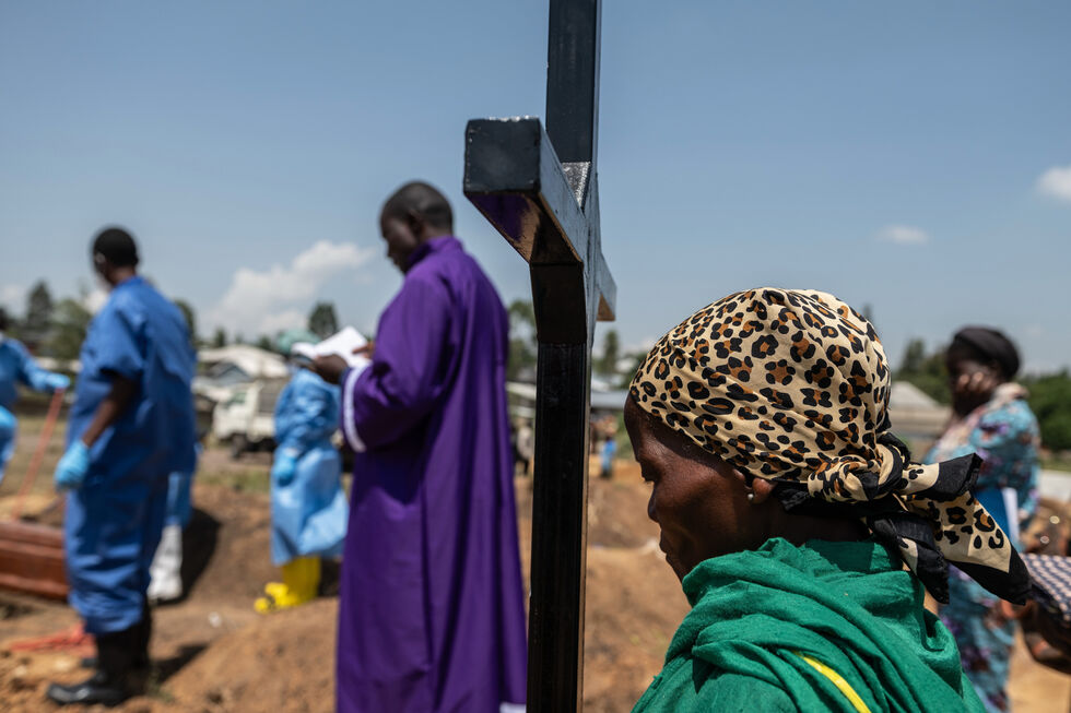 Surto de ébola na RD Congo tem causado muitas vítimas mortais 