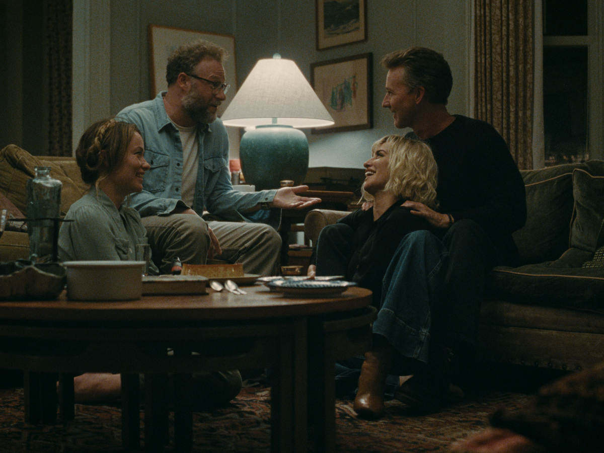 "O Convite": no cinema, dois casais, um jantar e uma bela comédia sobre relações 