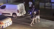 <![CDATA[ Carga policial interrompe festejos de adeptos de Cabo Verde em Agualva-Cacém ]]>