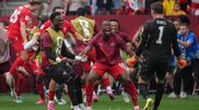 <![CDATA[ Mundial2026: Suíça nos 'quartos' ao bater a Colômbia nos penáltis ]]>
