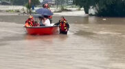 <![CDATA[ Tufão Bavi provoca inundações e evacuações no leste da China ]]>