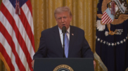 <![CDATA[ "A China levou a cabo a maior violação de dados eleitorais": Trump questiona eleições de 2020 e desmente antigos aliados ]]>