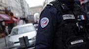 <![CDATA[ Três feridos em ataque a faca em Paris. Duas vítimas em estado grave ]]>