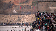 <![CDATA[ Migrações: Ceuta estima entrada de 60 mil pessoas e diz que há 34 mortos ]]>