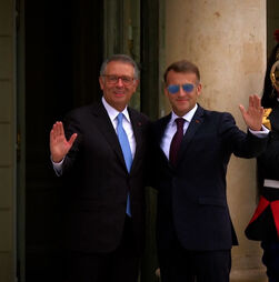 Macron recebe António José Seguro no Palácio do Eliseu
