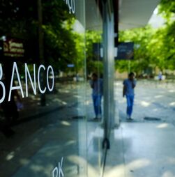 Juros dos depósitos sobem pelo quarto mês para 1,48%