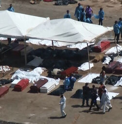 Porto de La Guaira transformado em morgue após sismos na Venezuela