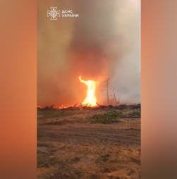 Raro 'tornado de fogo' forma-se em incêndio na zona de exclusão de Chernobyl
