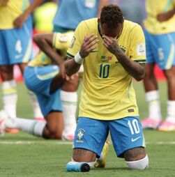 Neymar anuncia adeus à seleção brasileira: 'Acabou'