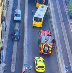 Dois mortos e 22 feridos em acidente com autocarro desgovernado em Agualva-Cacém