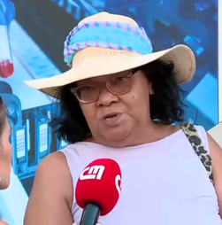 Duas mulheres morreram e pelo menos 16 pessoas ficaram feridas no acidente.