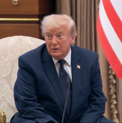 “Fiquei muito desiludido com a NATO”: Trump volta a criticar falta de apoio dos aliados aos EUA 